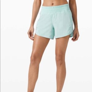 NWT Lululemon track that short 5” Blue Glow (BLGW) size 10
